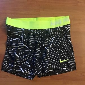 Nike compression shorts M